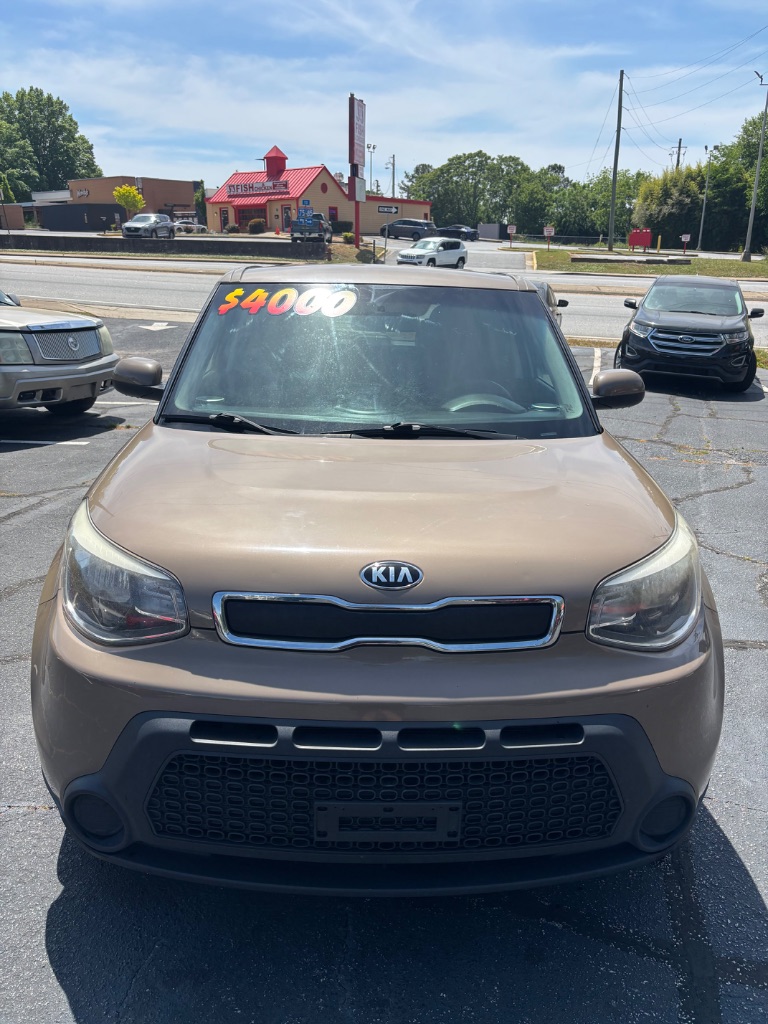 2015 Kia Soul - $4,000