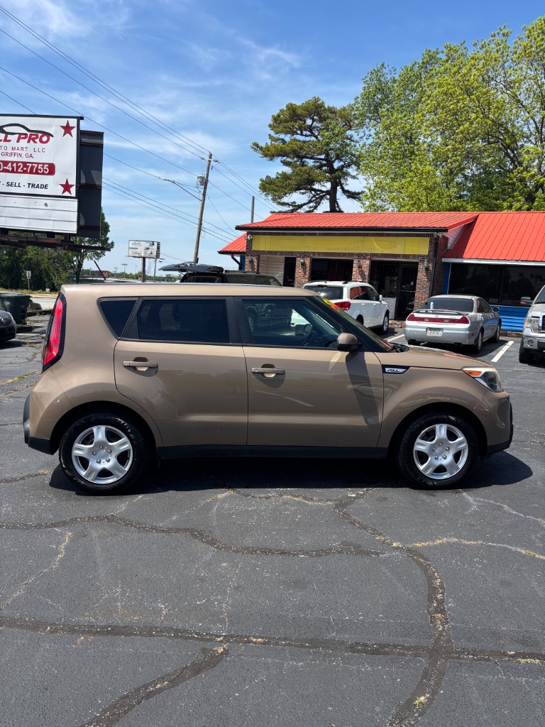 2015 Kia Soul - $4,000