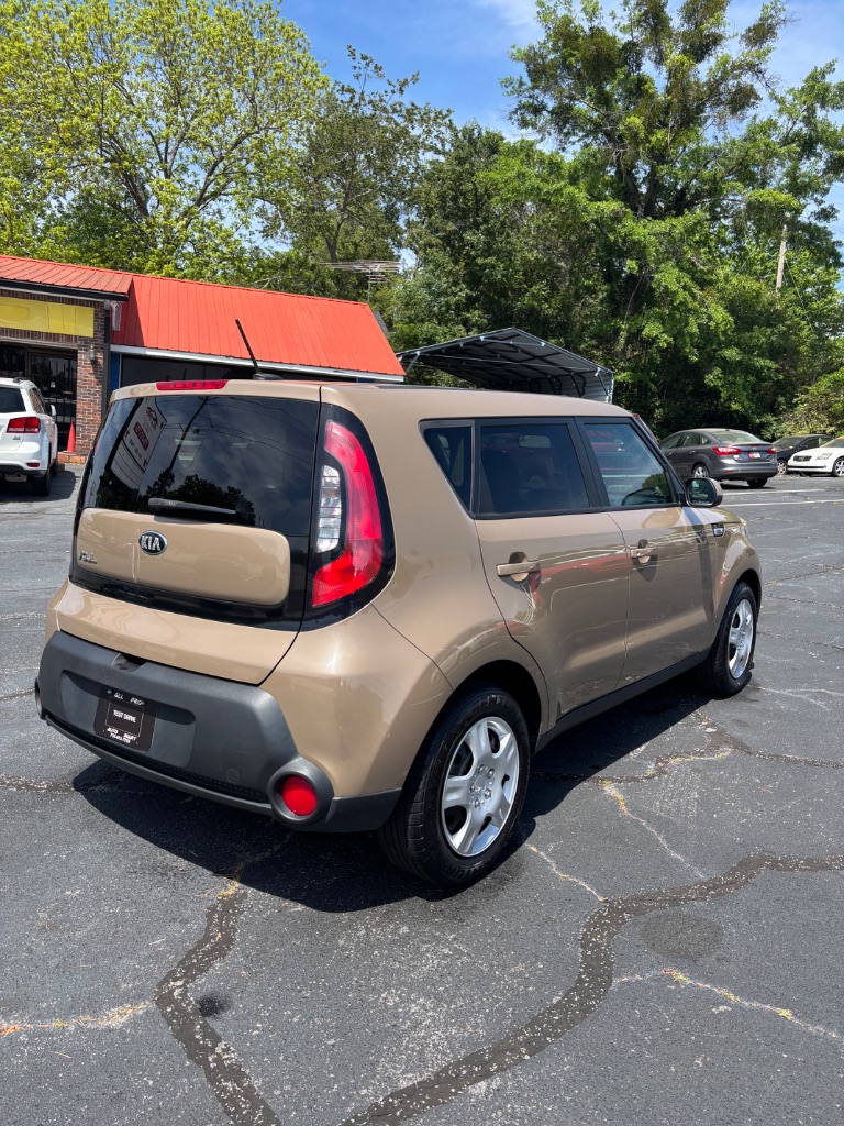 2015 Kia Soul - $4,000