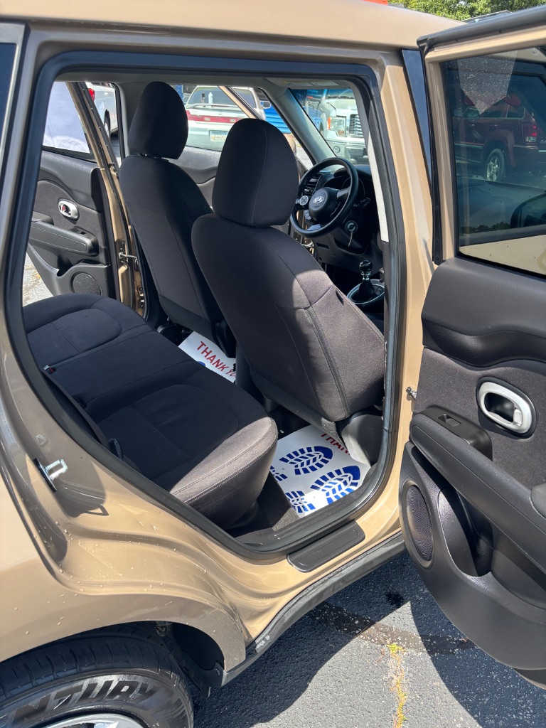 2015 Kia Soul - $4,000
