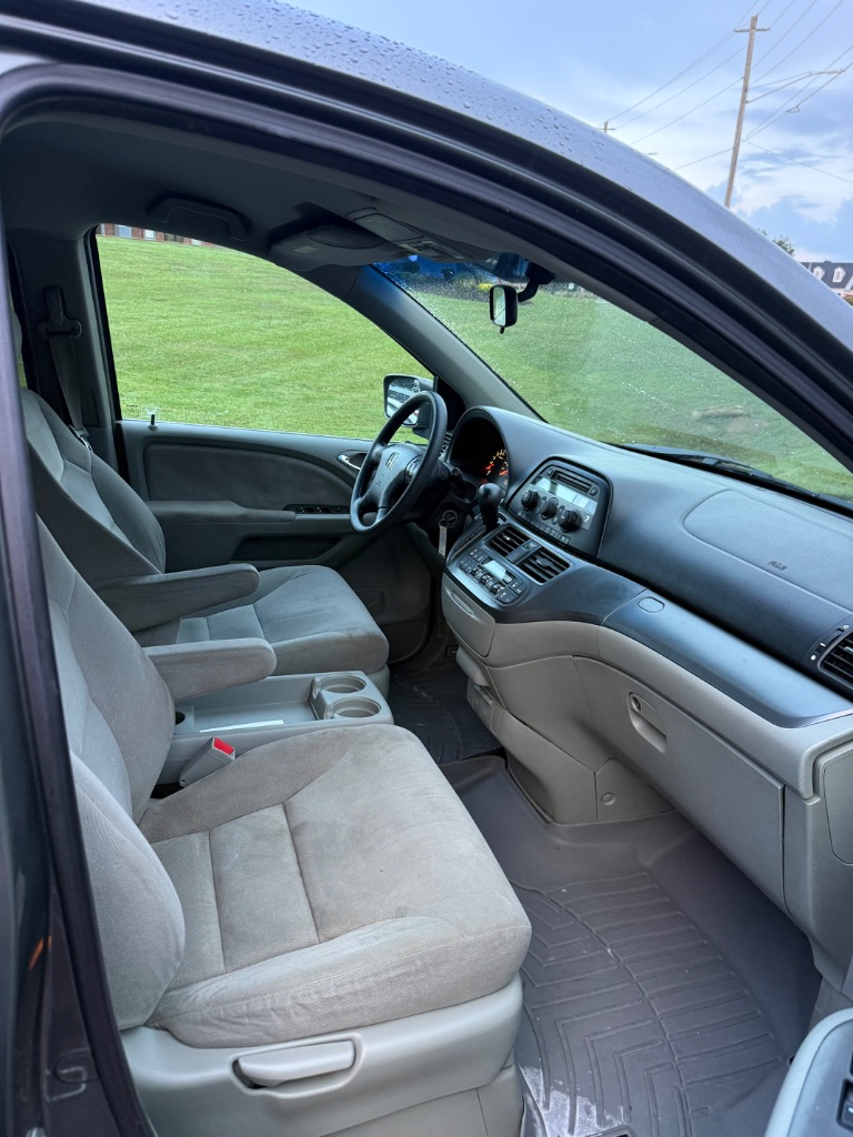 2007 Honda Odyssey - $2,800