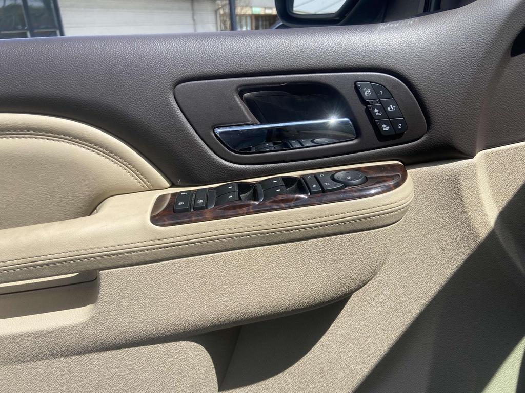 2012 GMC Yukon Denali Hybrid photo