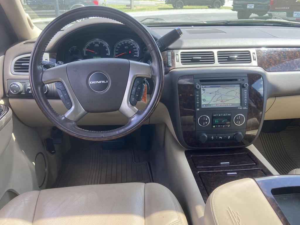 2012 GMC Yukon Denali Hybrid photo
