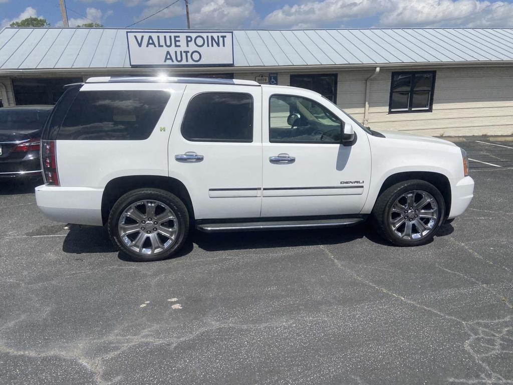 2012 GMC Yukon Denali Hybrid photo