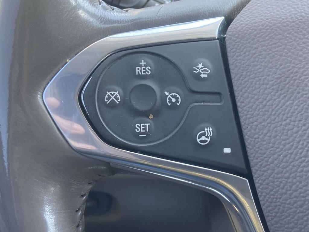 2020 Chevrolet Traverse LT photo