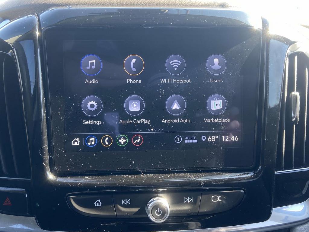 2020 Chevrolet Traverse LT photo