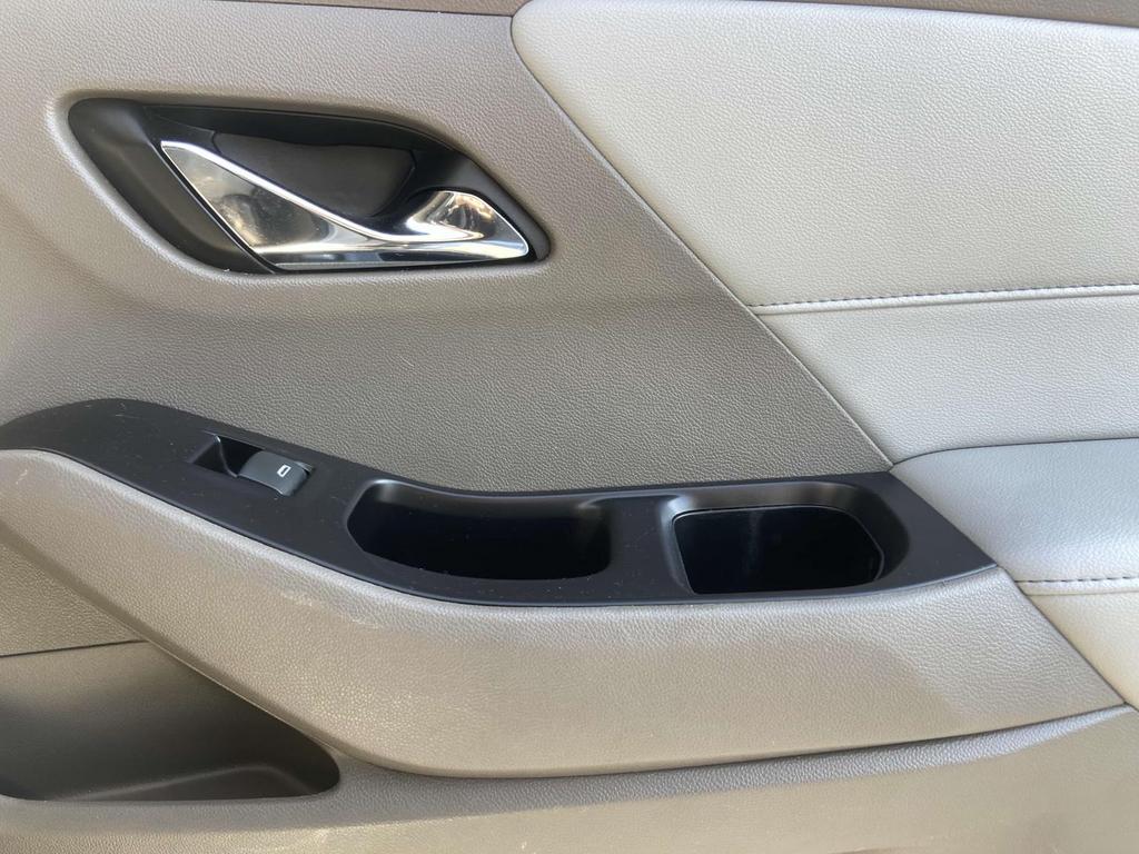 2020 Chevrolet Traverse LT photo