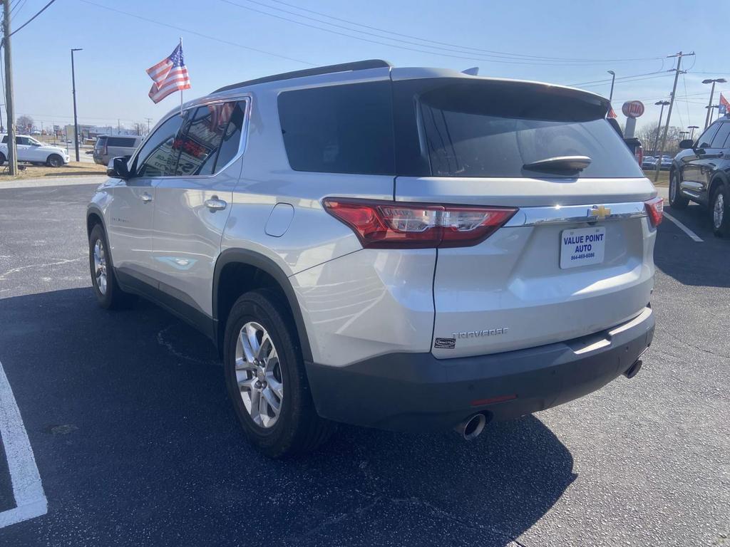 2020 Chevrolet Traverse LT photo