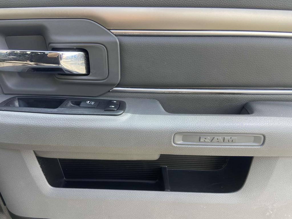 2019 RAM 1500 DS Warlock photo