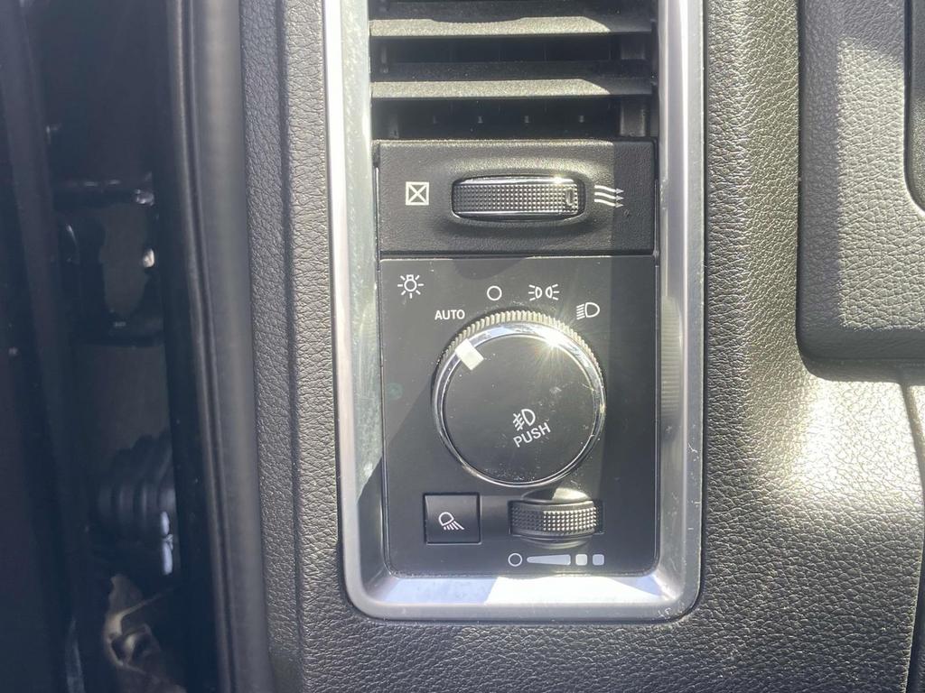 2019 RAM 1500 DS Warlock photo