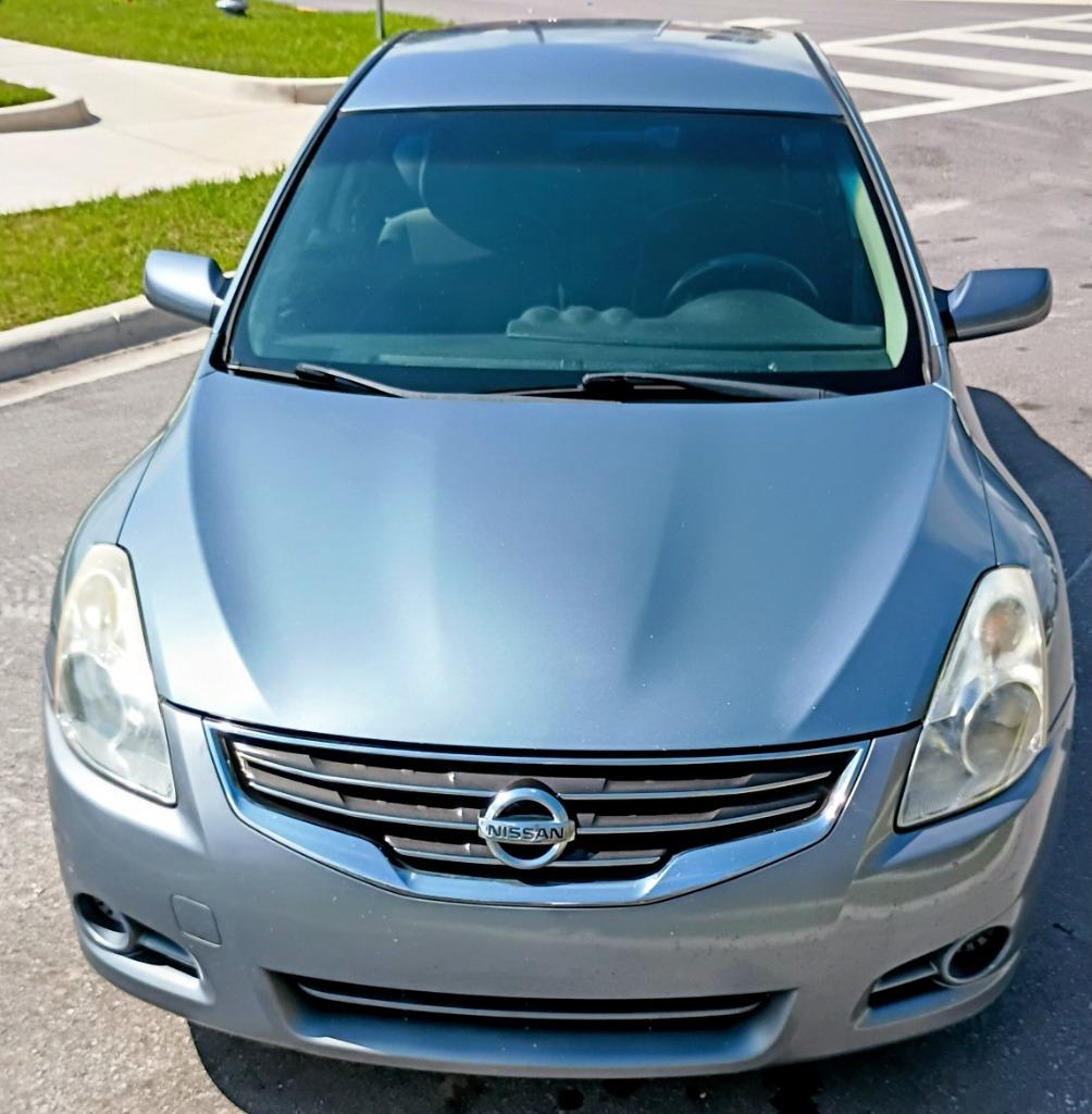 2012 Nissan Altima - $3,000
