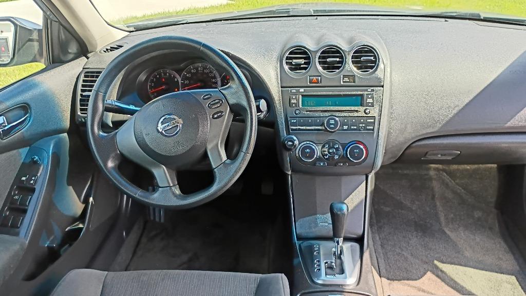 2012 Nissan Altima - $3,000