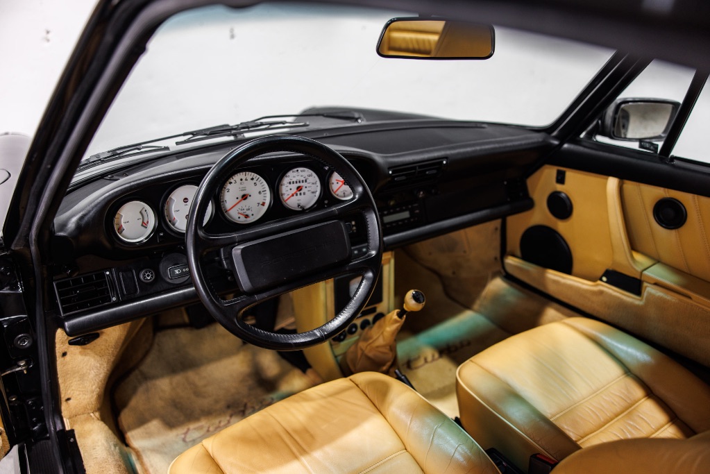 1988 Porsche 911 Carrera Turbo photo