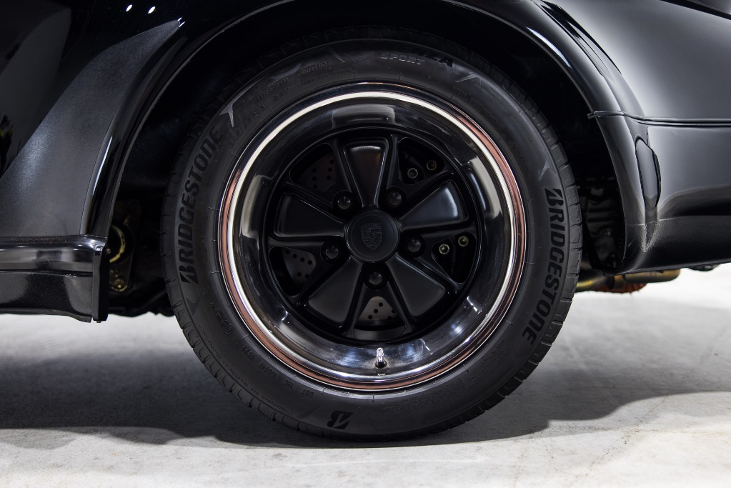 1988 Porsche 911 Carrera Turbo photo