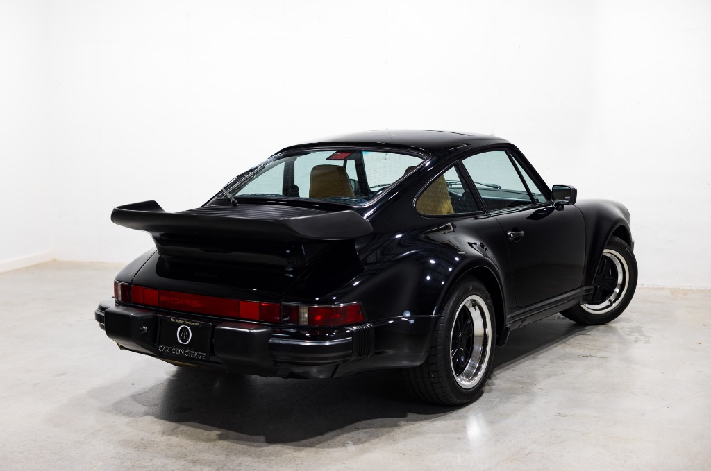 1988 Porsche 911 Carrera Turbo photo