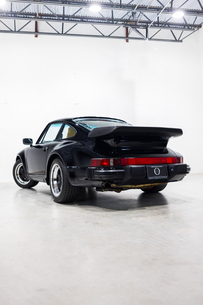 1988 Porsche 911 Carrera Turbo photo