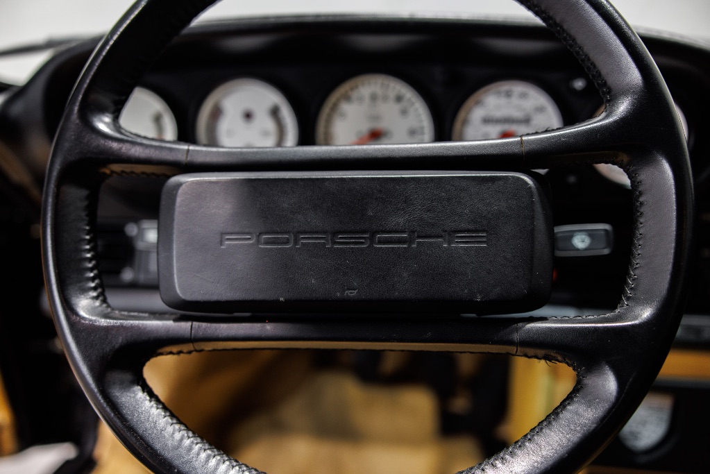1988 Porsche 911 Carrera Turbo photo