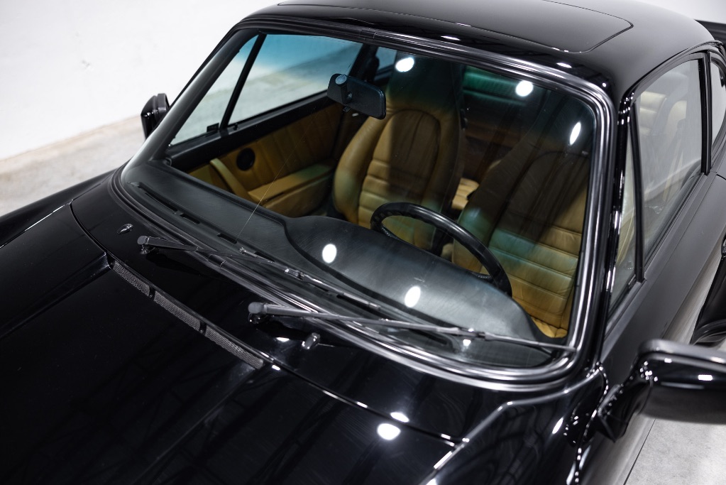 1988 Porsche 911 Carrera Turbo photo
