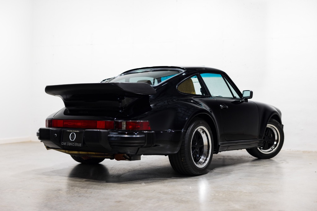 1988 Porsche 911 Carrera Turbo photo