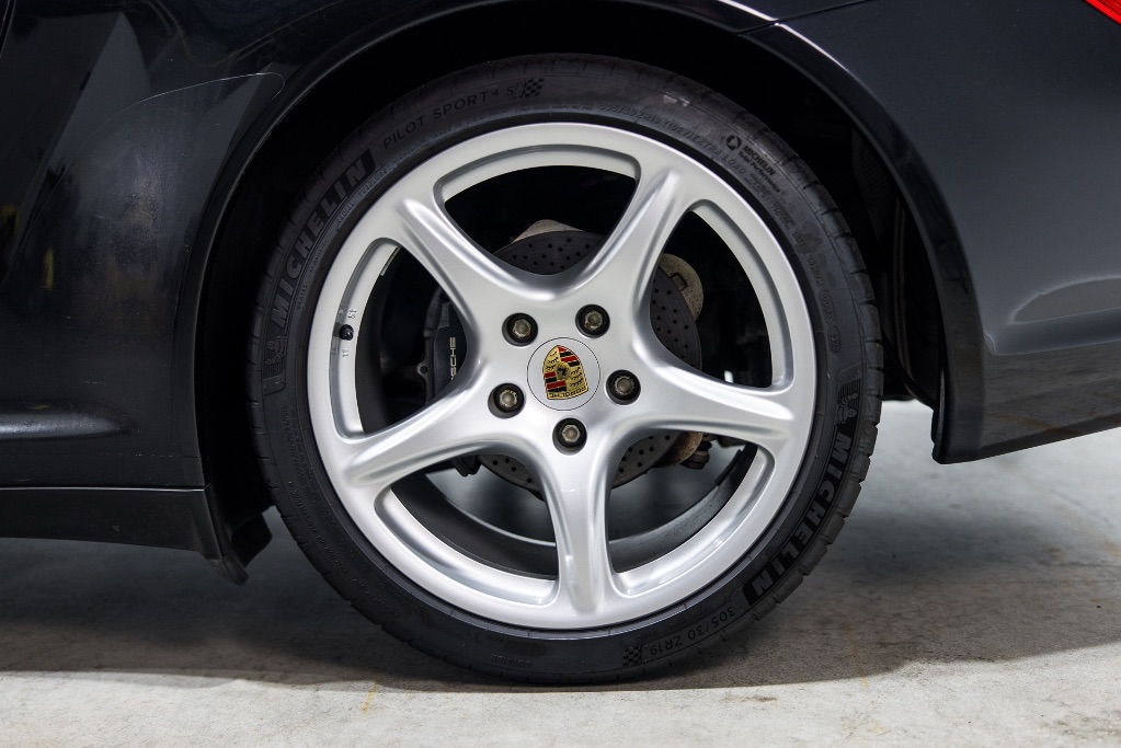 2006 Porsche 911 Carrera photo