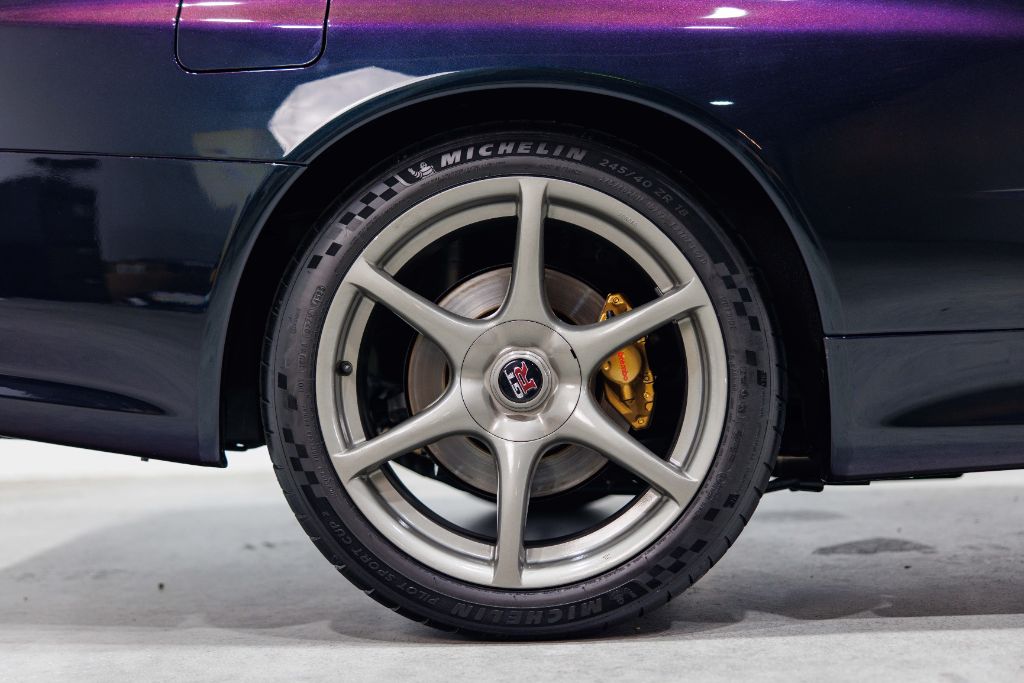 1999 Nissan SKYLINE