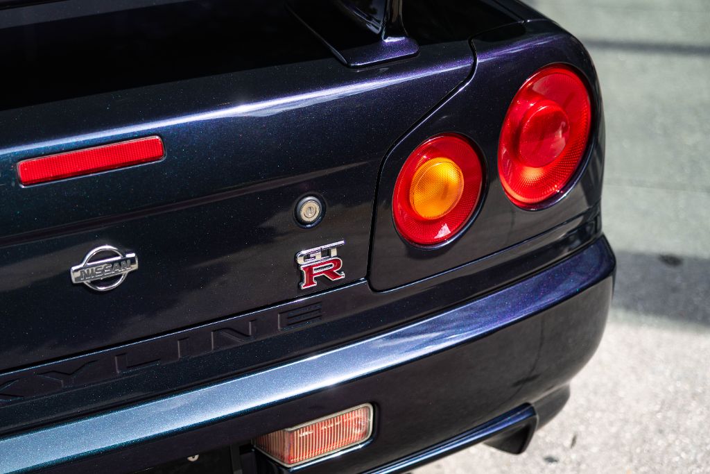 1999 Nissan SKYLINE