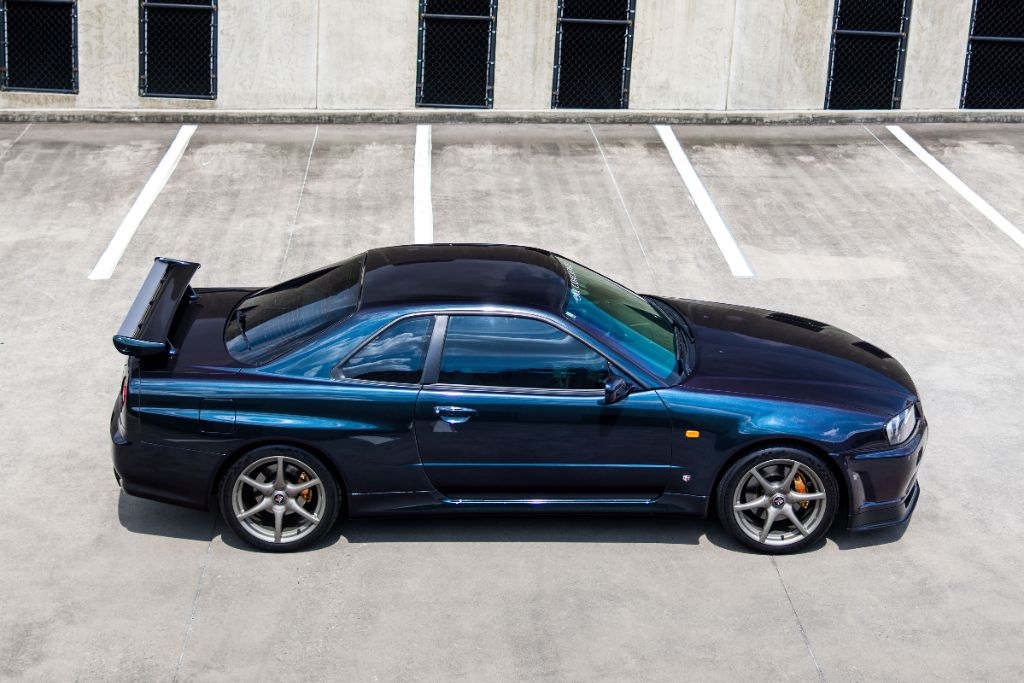 1999 Nissan SKYLINE