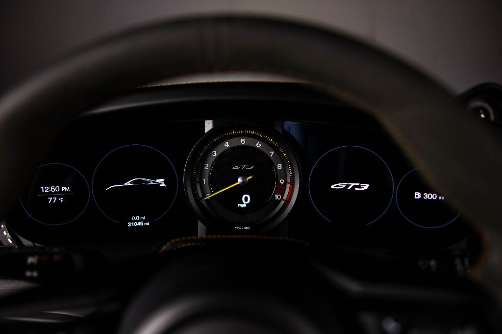 2022 Porsche 911 - $245,990