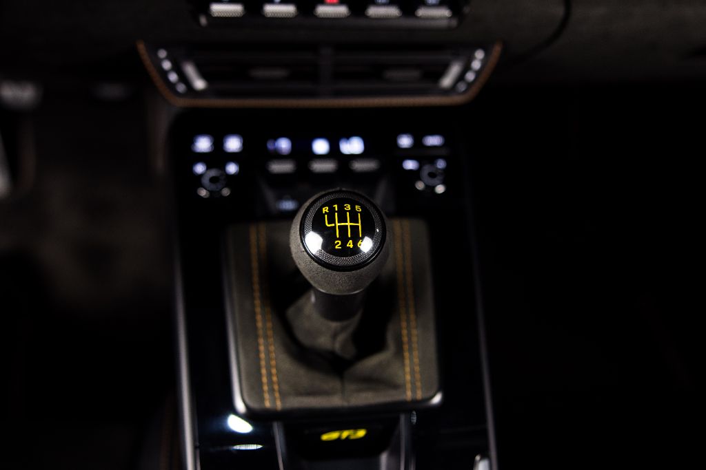 2022 Porsche 911 - $245,990