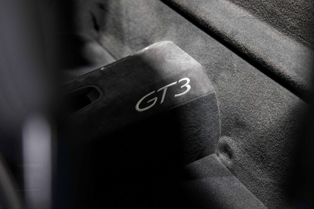 2018 Porsche 911 - $239,990