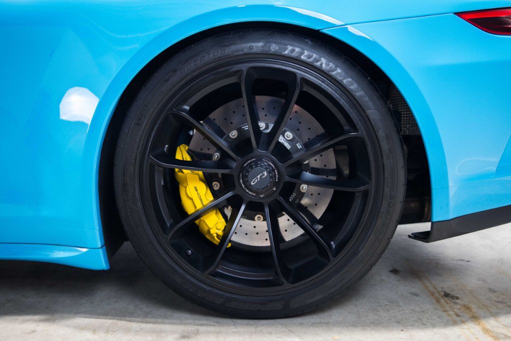 2018 Porsche 911 - $239,990