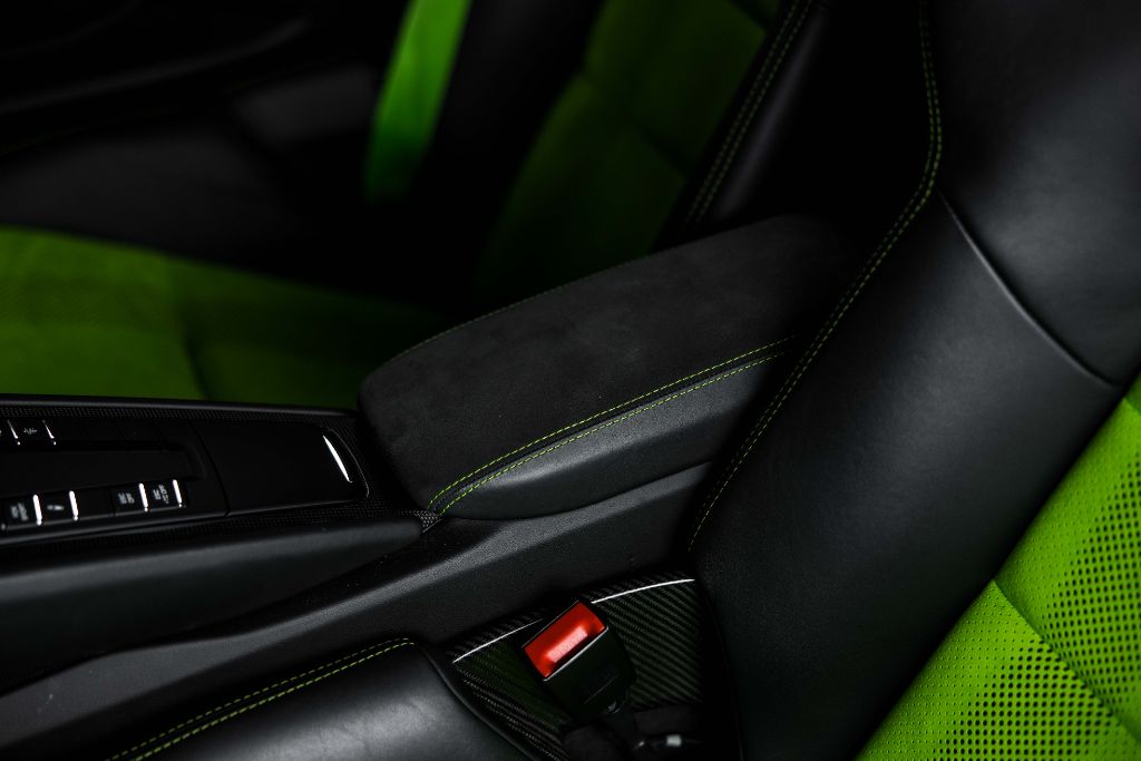 2019 Porsche 911 - $279,990