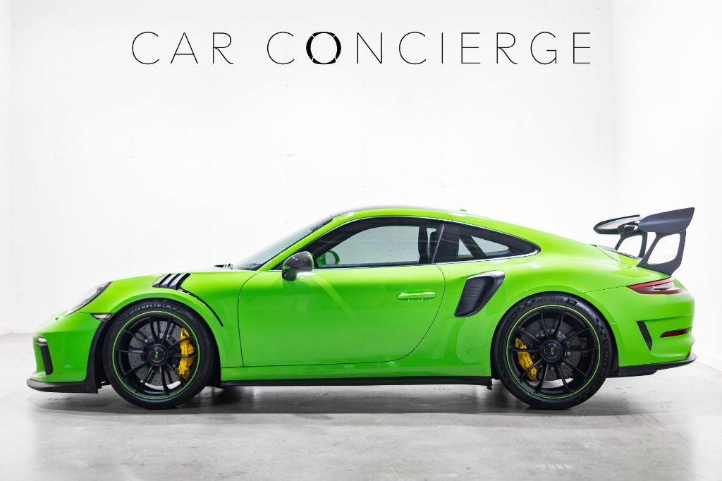 2019 Porsche 911 - $279,990
