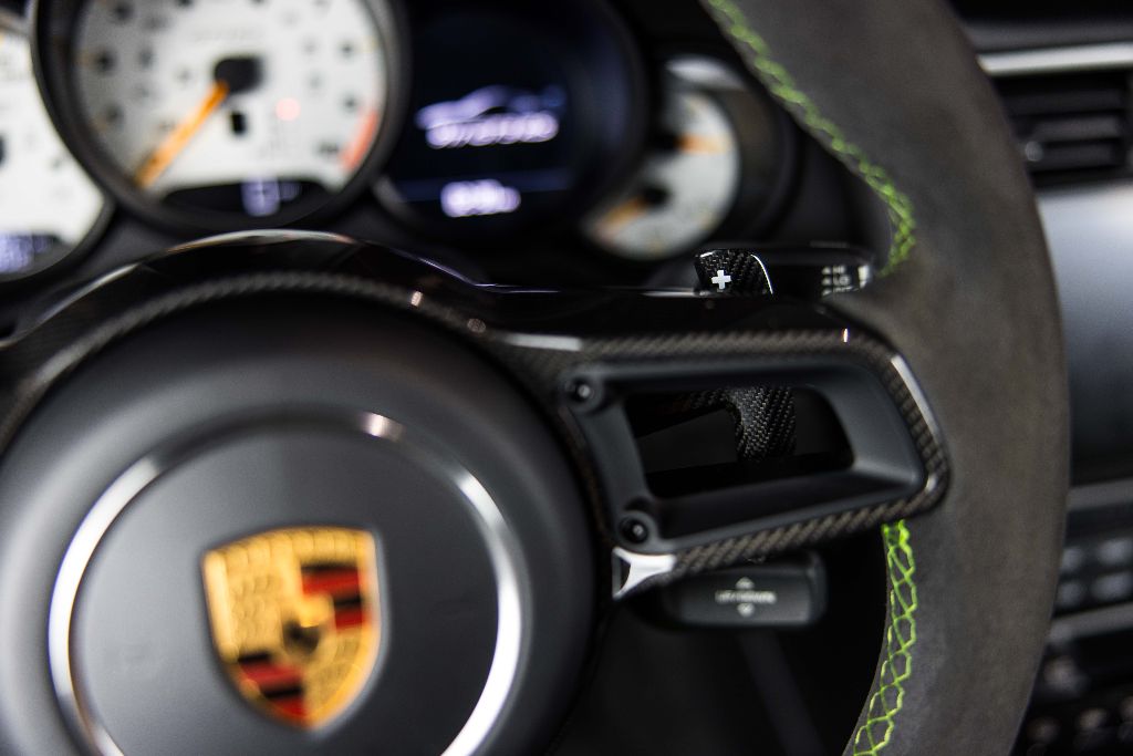 2019 Porsche 911 - $279,990