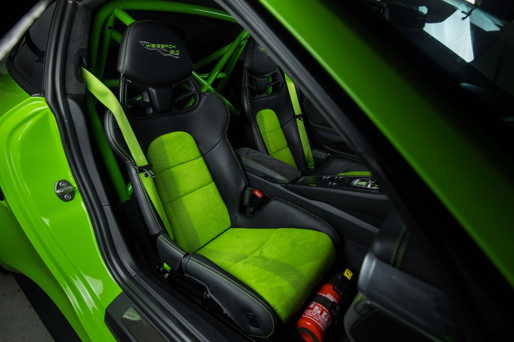 2019 Porsche 911 - $279,990