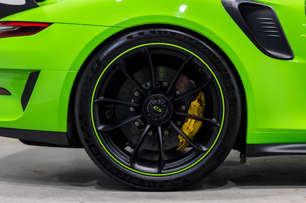 2019 Porsche 911 - $279,990