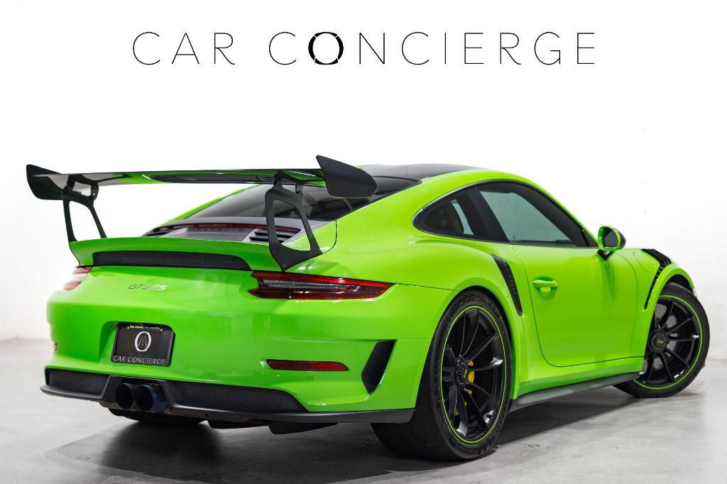 2019 Porsche 911 - $279,990