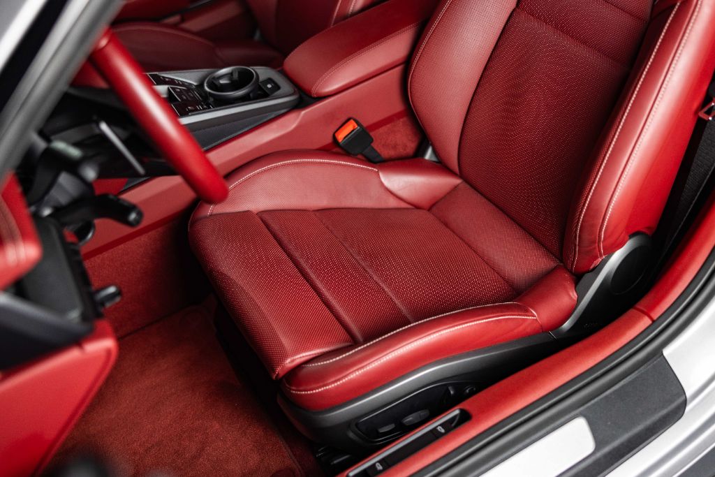 2023 Porsche 911 - $125,990
