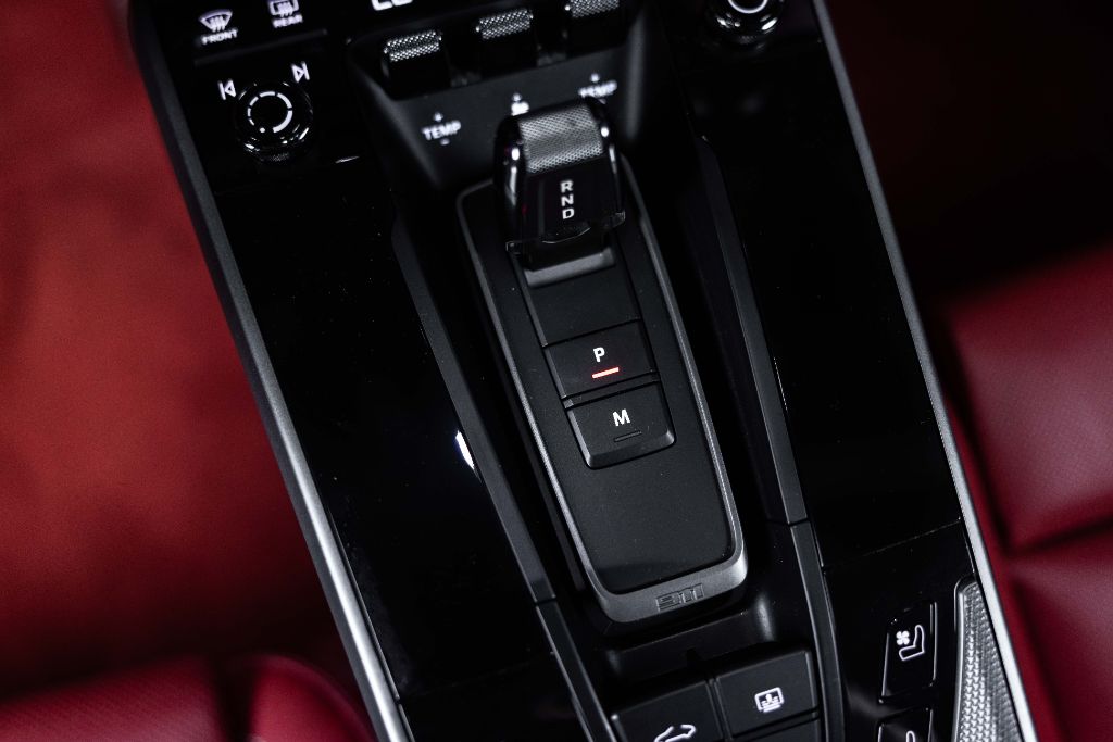 2023 Porsche 911 - $125,990