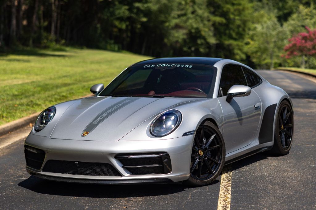 2023 Porsche 911 - $125,990