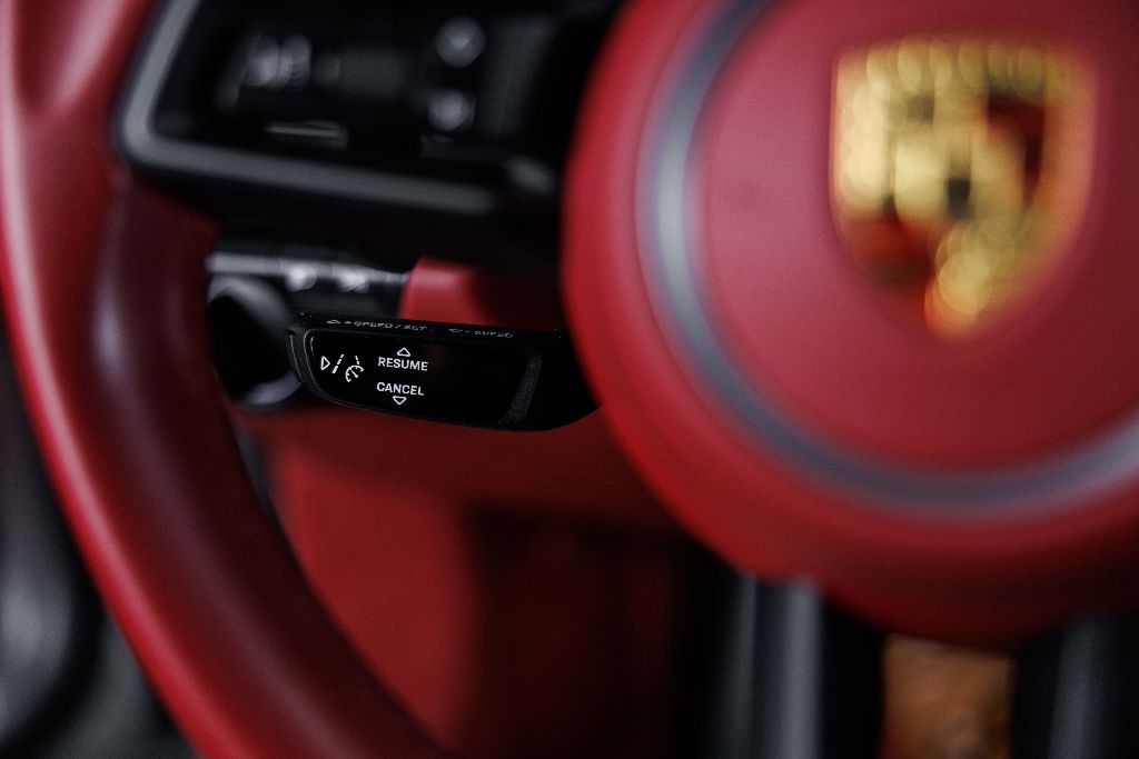 2023 Porsche 911 - $125,990