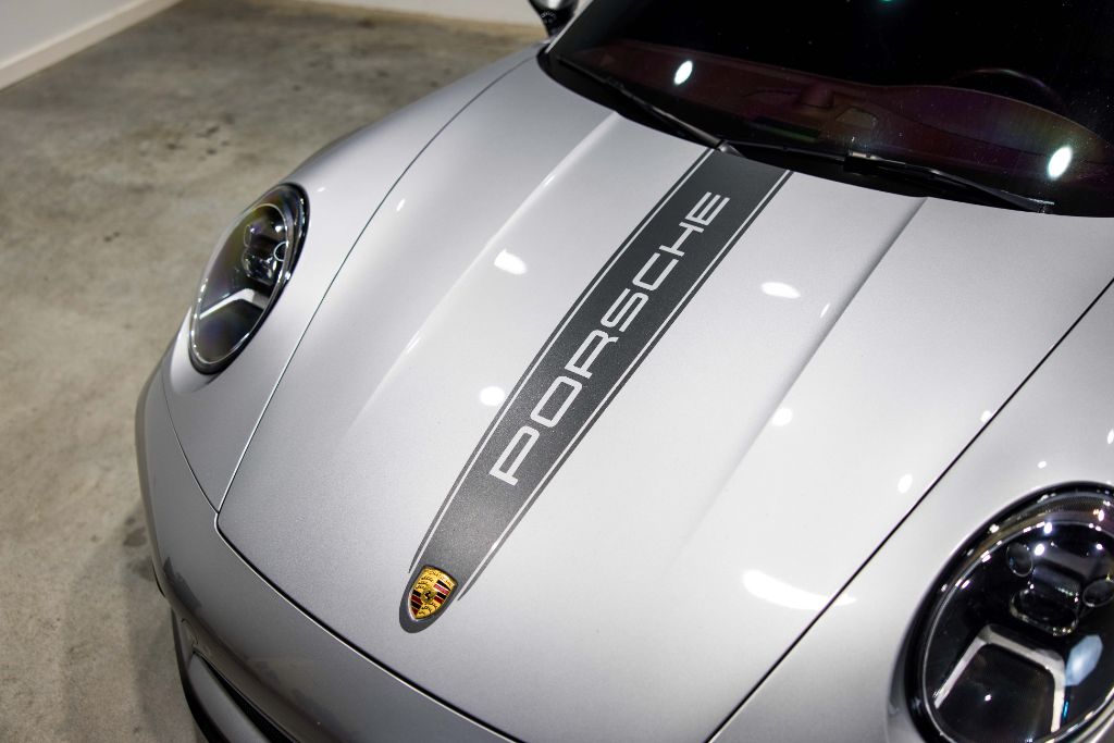 2023 Porsche 911 - $125,990