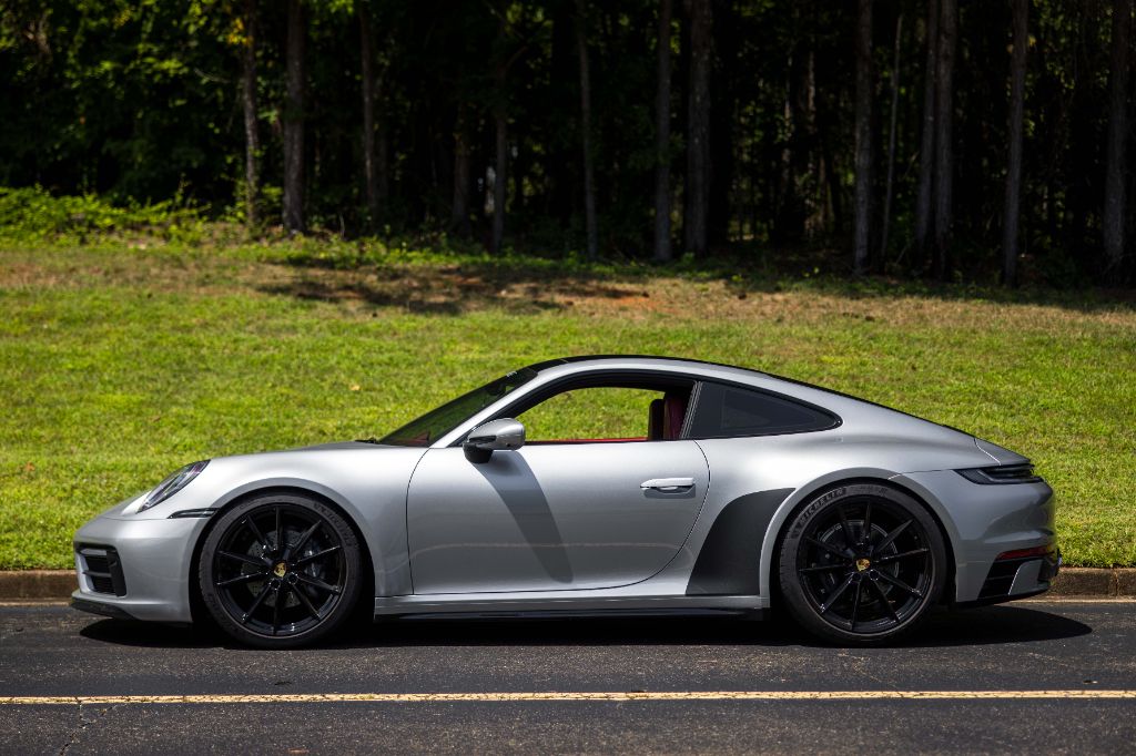 2023 Porsche 911 - $125,990