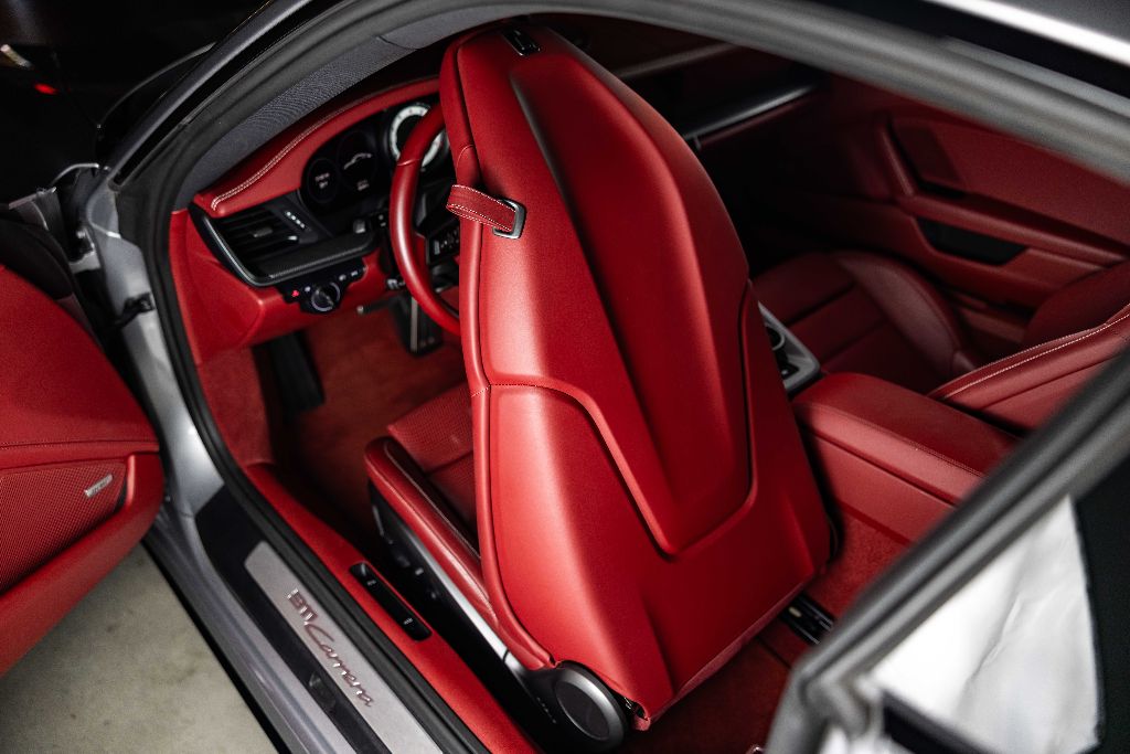 2023 Porsche 911 - $125,990