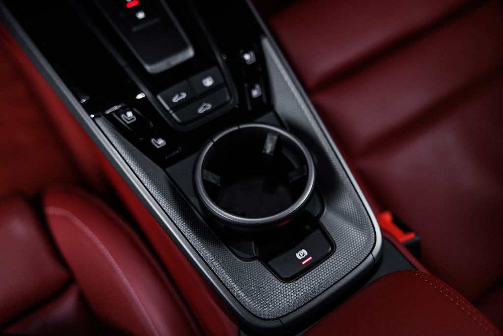 2023 Porsche 911 - $125,990