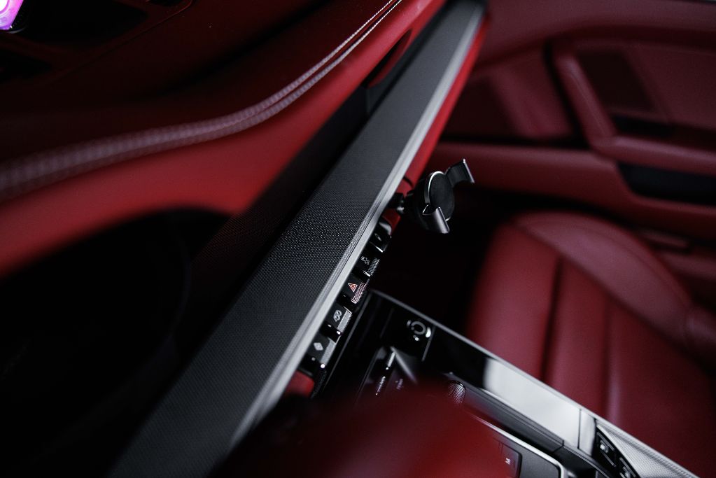 2023 Porsche 911 - $125,990