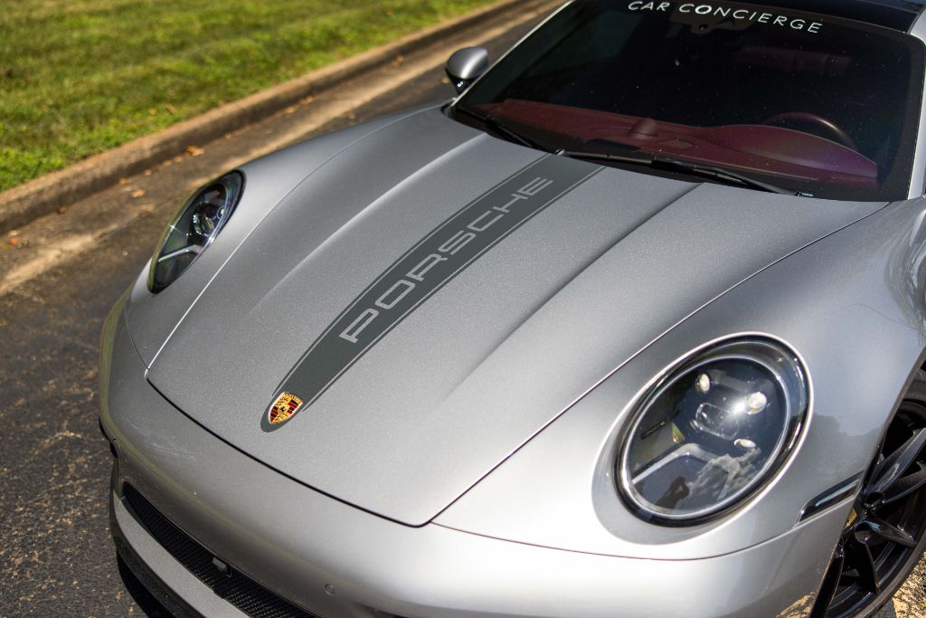 2023 Porsche 911 - $125,990