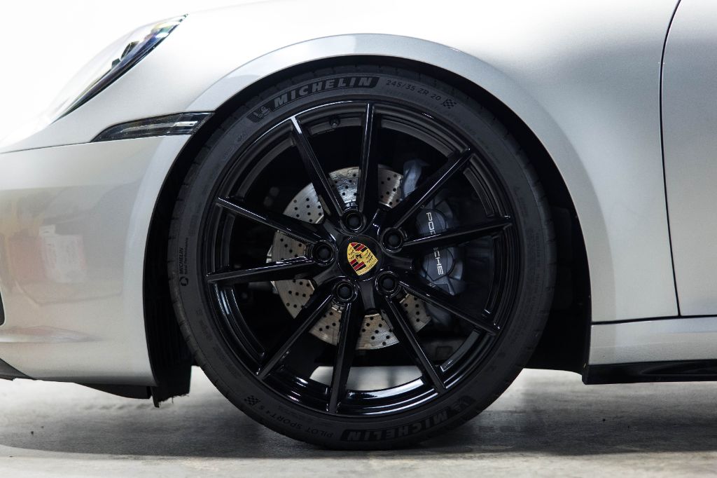 2023 Porsche 911 - $125,990