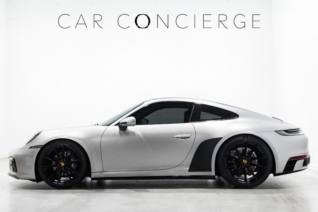 2023 Porsche 911 - $125,990