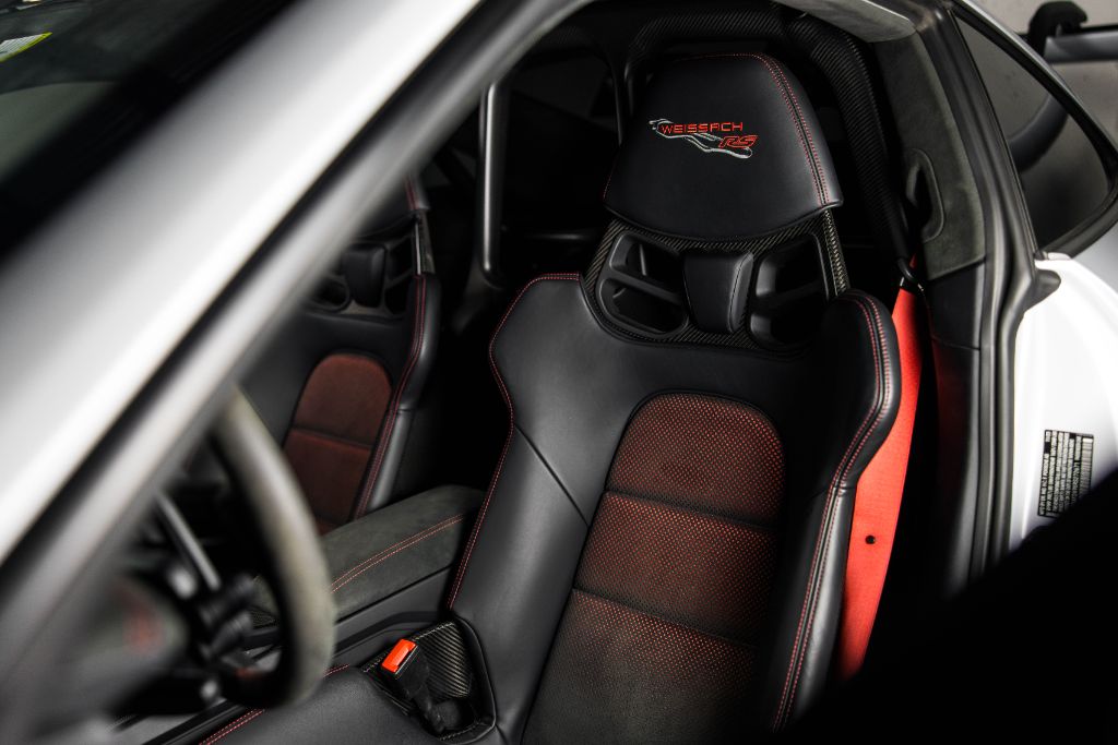 2024 Porsche 911 - $459,990
